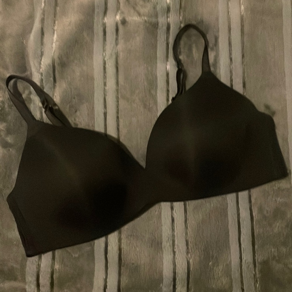 Black bra adjustable racer back